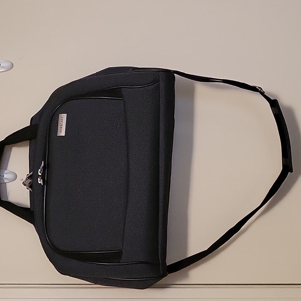 A brief case.